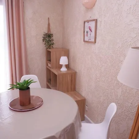 Apartment Aria *