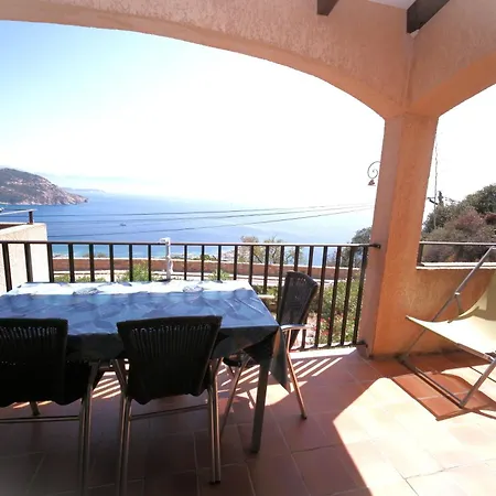 Apartment Aria